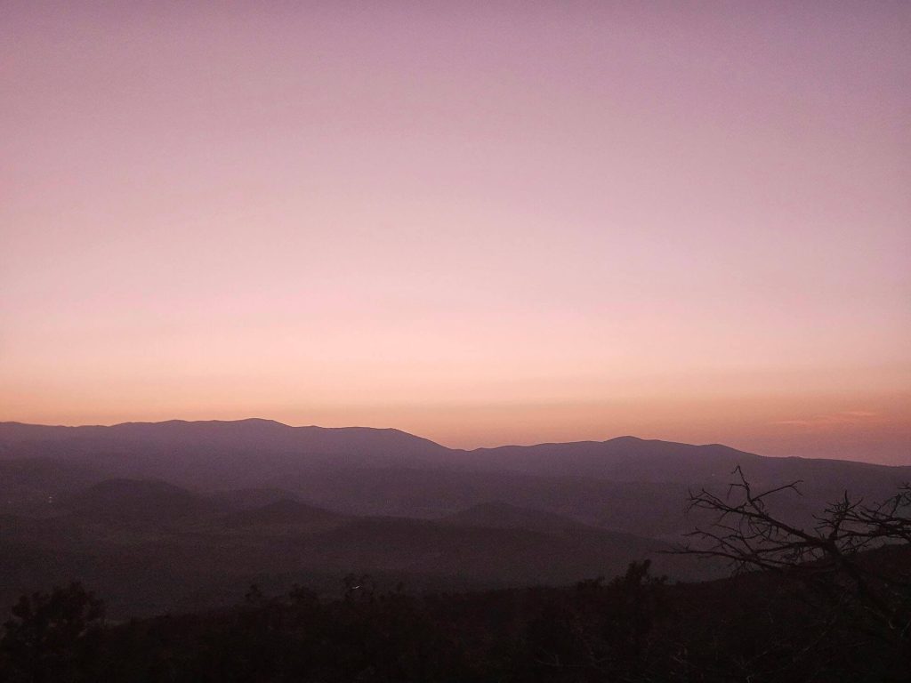 بخصوص آستيطان أيت سغروشن سيدي علي بمنطقة “تيشكت” (جماعتا المرس وسكورة حاليا) أيت مخشون نموذجا